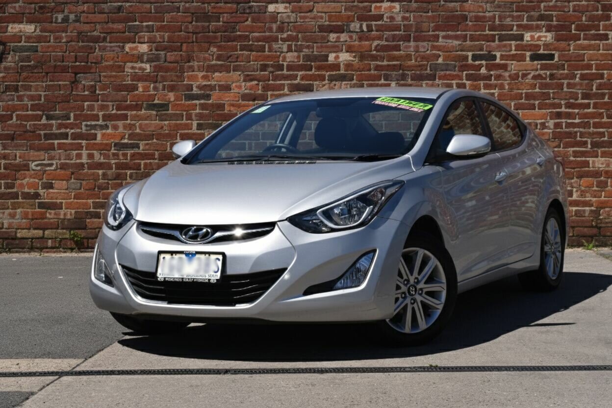 Image of a 2015 Hyundai Elantra MD Series 2 (MD3) Active Silver 6 Speed Automatic Sedan