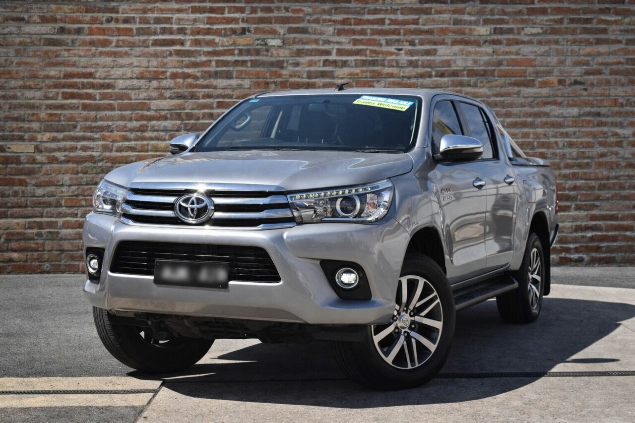 Image of a 2018 Toyota Hilux GUN126R MY17 SR5 (4x4) Silver 6 Speed Automatic Dual Cab Utility