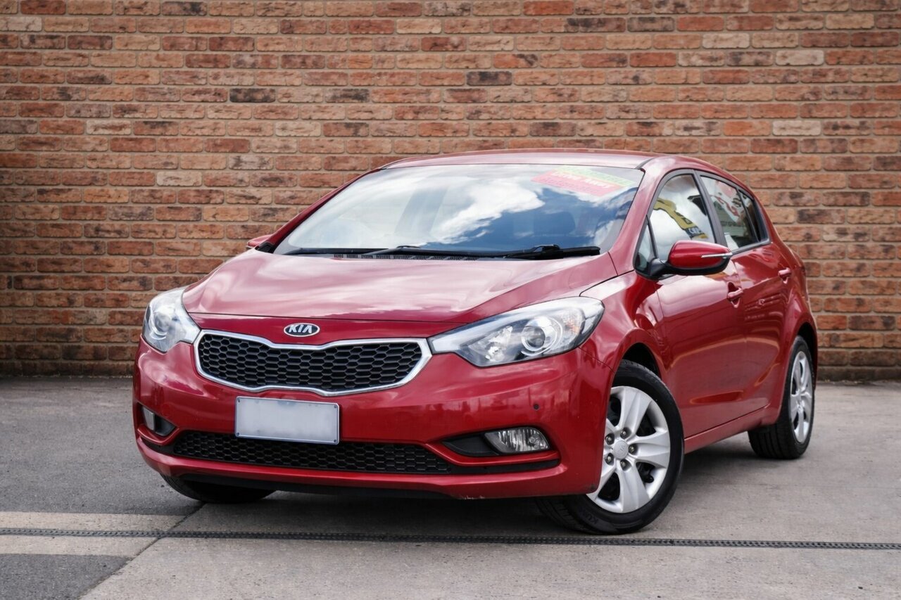 Image of a 2013 Kia Cerato YD MY14 S Red 6 Speed Automatic Hatchback