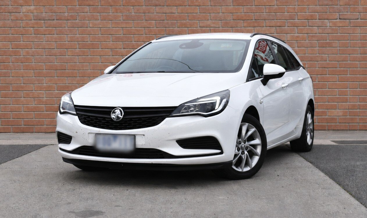 Image of a 2017 Holden Astra BK MY18 LS Plus White 6 Speed Automatic Sportswagon